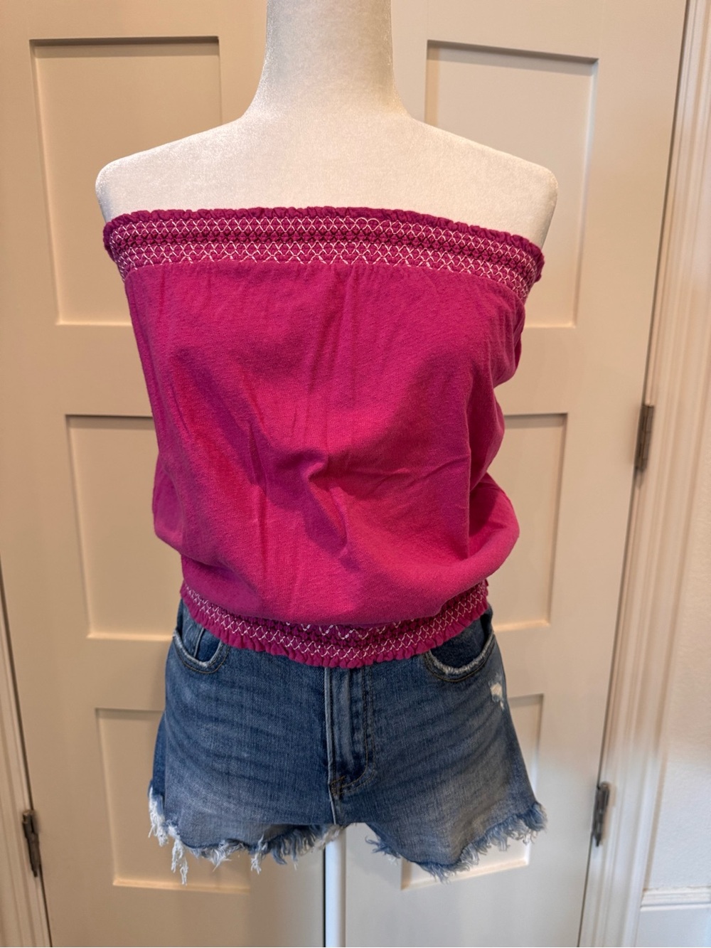 Anthropologie Bright Fuchsia Strapless Smocked Crop Top